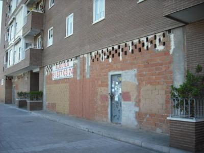 Local Comercial en Camino de La Esgaravita, 34. Alcalá de Henares, 300 mt2