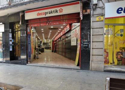 Local comercial en alquiler en calle Sants, 232 - Barcelona, 223 mt2