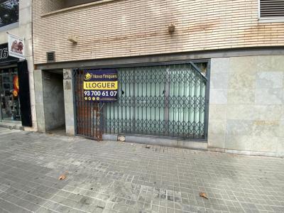 ALQUILER LOCAL COMERCIAL, MUY CÉNTRICO EN CALLE MARQUES DE COMILLAS, 82 mt2