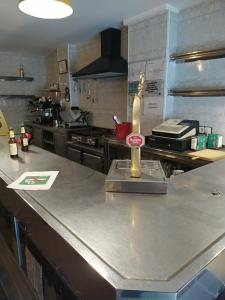 ALQUILER SIN TRASPASO Bar- cafetería  zona estratégica en Vilafranca del Penedés, 80 mt2