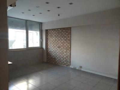 Local ideal para oficinas en alquiler en Valldaura, 101 mt2