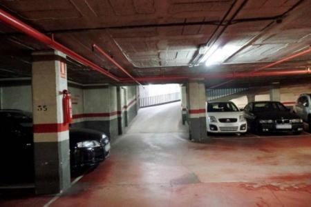 Alquiler de plazas de aparcamiento  en calle Rosselló, 41-45 - Barcelona, 9 mt2