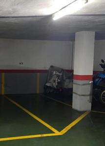 Plaza para 2-3 motos parking en Ciudad Jardín, Madrid, 6 mt2
