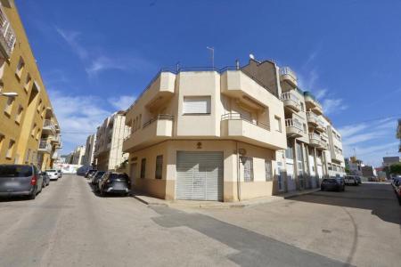 Adosada en Venta en Alcanar Tarragona, 268 mt2, 4 habitaciones