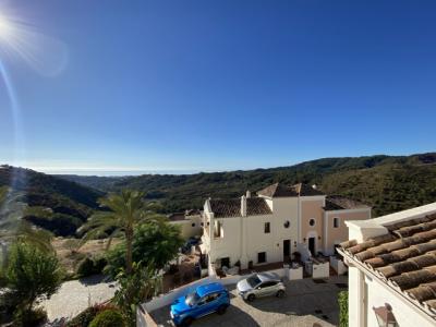 Magnificent Townhouse With 4 Bedrooms And Sea Views For Sale In La Heredia De Monte Mayor, Benahavis, 206 mt2, 4 habitaciones