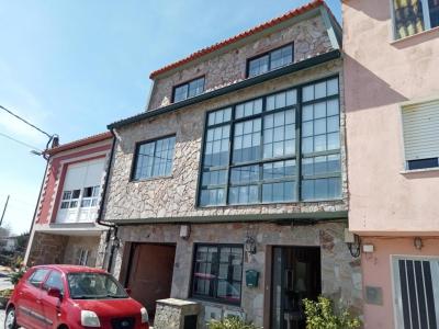 Hermoso chalet adosado en zona Abanqueiro de Boiro, Comarca do Barbanza, 218 mt2, 5 habitaciones