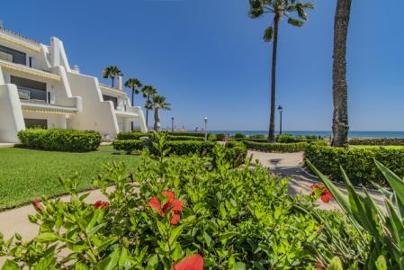 Marbella Golden Mile, Luxurious Renovated Beachfront, 222 mt2, 4 habitaciones