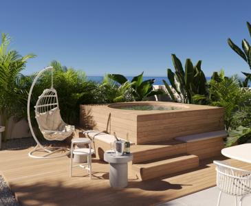 Meticulously Re-designed Beachfront Townhouse With Jacuzzi For Sale In Las Chapas, Marbella East, 158 mt2, 3 habitaciones