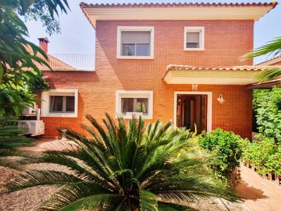Townhouse 4 bedrooms  for sale in l Alfas del Pi, Spain for 0  - listing #1289871, 175 mt2