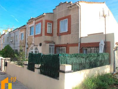 Casa adosada en venta en Diego Rodríguez., 137 mt2, 4 habitaciones