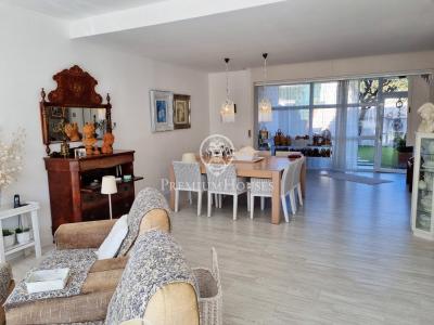 Casa adosada en venta impecable en Canet de mar, 243 mt2, 3 habitaciones