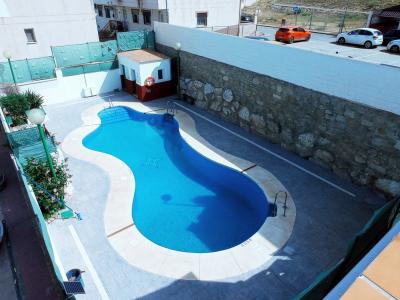 Bonito adosado en Cártama con solarium/piscinas/parking, 180 mt2, 4 habitaciones