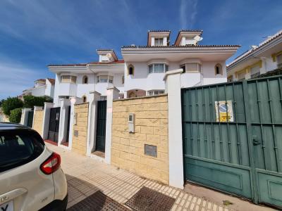 adosado en Res. Olisol de la Sierrezuela., 200 mt2, 3 habitaciones