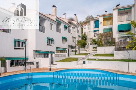 Casa en el Barrio de la Vega Monachil de 3 dormitorios y piscina comunitaria., 168 mt2, 3 habitaciones