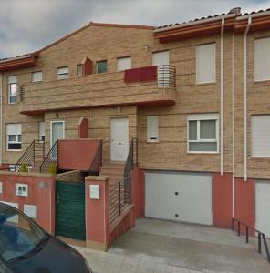 Urbis te ofrece un chalet adosado en venta en Monterrubio de la Armuña, Salamanca., 171 mt2, 4 habitaciones