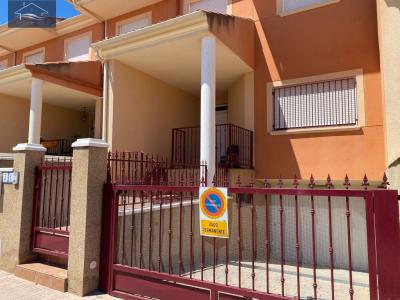 SE VENDE BONITO Y AMPLIO BUNGALOW ADOSADO EN CEUTI - MURCIA, 212 mt2, 3 habitaciones