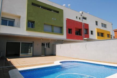 Casa adosada con piscina en La Ràpita (Santa Margarida i els Monjos) - SIN ESTRENAR (obra nueva), 260 mt2, 4 habitaciones