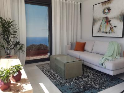 Preciosos apartamentos de 2 y 3 en Playa Poniente, 103 mt2, 2 habitaciones