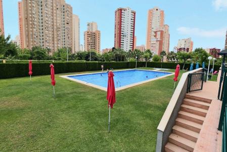 Apartamento en excelente zona residencial de Benidorm, 97 mt2, 2 habitaciones