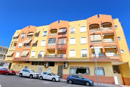 ¡Apartamento 2 dormitorios con vistas despejadas en Guardamar del Segura!, 60 mt2, 2 habitaciones