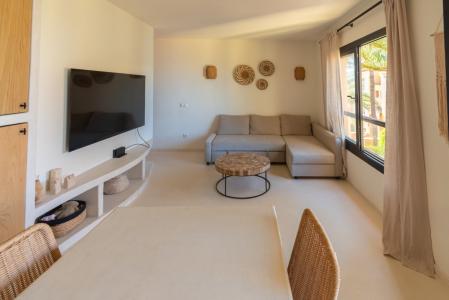 Fantástico apartamento en segunda linea de playa con vistas al mar en Calahonda., 67 mt2, 2 habitaciones