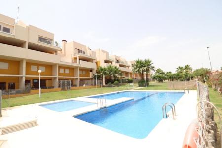 Apartamento con terraza acristalada en Playa Flamenca, 80 mt2, 2 habitaciones