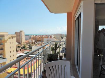 Apartamento con magnificas vistas. Playa de Piles, 95 mt2, 3 habitaciones