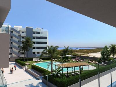 Apartamento en Venta en Santa Pola Alicante, 3 habitaciones