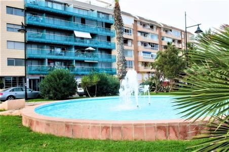 Apartamento con vistas al mar y piscina comunitaria en Torrevieja, 105 mt2, 2 habitaciones