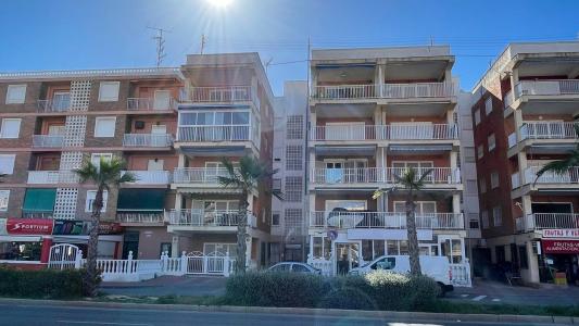 Torrevieja, Acequion, amplio apartamento con 3 dormitorios a pie de playa, 90 mt2, 3 habitaciones