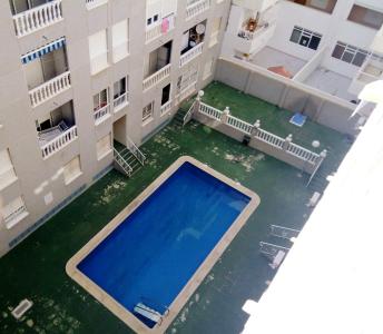 Apartamento de 2 habitaciones con psicina en Torrevieja!, 55 mt2, 2 habitaciones
