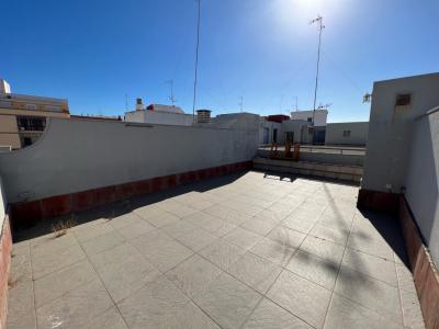 ÁTICO EN VENTA EN ALGECIRAS CENTRO, 105 mt2, 2 habitaciones