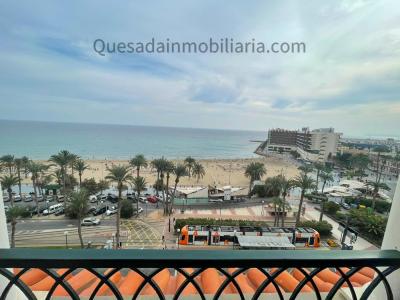 En primera linea de la playa del Postiguet, Alicante., 224 mt2, 3 habitaciones