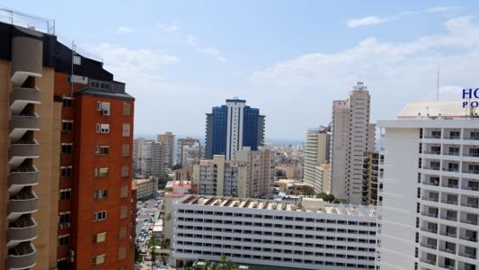Gran ático duplex con vistas espectaculares al mar y Benidorm en zona Levante., 160 mt2, 4 habitaciones