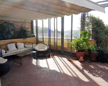 ESTUDIO HOME MADRID OFRECE Ático dúplex con dos terrazas de 60m2 y 10m2, en fantástica urbanización, 220 mt2, 3 habitaciones