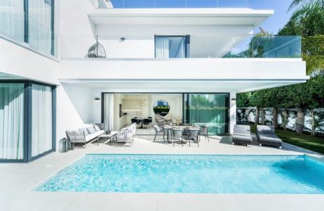 4 Bedrooms - Villa - Malaga - For Sale, 434 mt2, 4 habitaciones