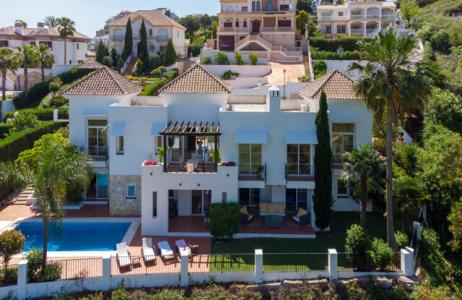 4 Bedrooms - Villa - Malaga - For Sale, 393 mt2, 4 habitaciones