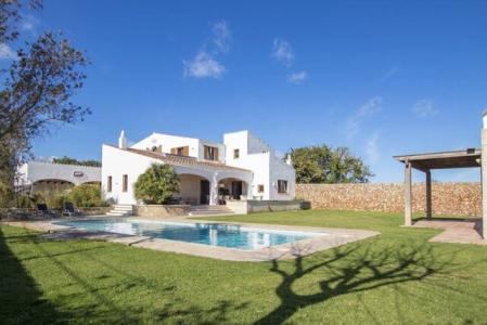 Beautiful House With Stables In Trebaluger, 5 habitaciones