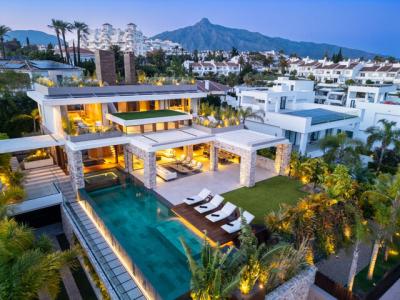 Nueva Andalucia, 5 Bedrooms, 742 mt2, 5 habitaciones