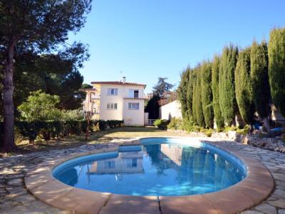 9 room house  for sale in Costa del Maresme, Spain for 0  - listing #130076, 595 mt2, 11 habitaciones