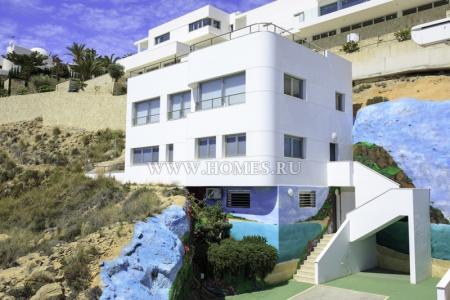 3 room house  for sale in Alacant Alicante, Spain for 0  - listing #276081, 279 mt2