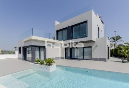 3 room house  for sale in el Baix Segura La Vega Baja del Segura, Spain for 0  - listing #466689, 202 mt2, 5 habitaciones