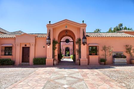9 room house  for sale in Costa-del-Sol, Spain for 0  - listing #488688, 1305 mt2, 11 habitaciones