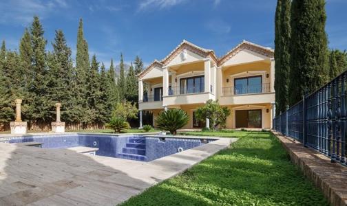 8 room house  for sale in Costa-del-Sol, Spain for 0  - listing #488783, 877 mt2, 8 habitaciones