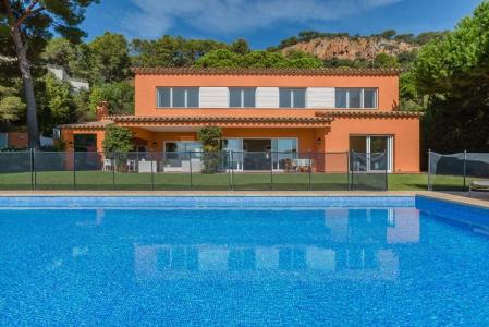 7 room house  for sale in Costa Brava, Spain for 0  - listing #521865, 380 mt2, 7 habitaciones