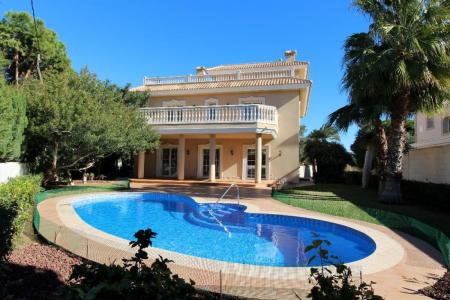 7 room house  for sale in el Baix Segura La Vega Baja del Segura, Spain for 0  - listing #760011, 400 mt2, 8 habitaciones