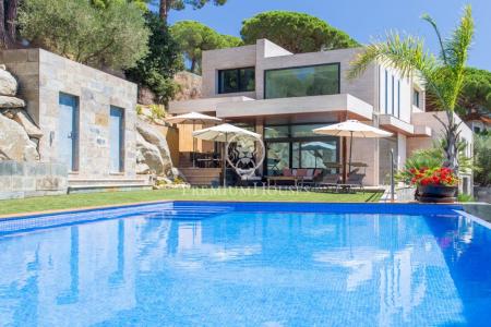 Casa moderna con piscina y vistas mar en Alella - Costa BCN, 689 mt2, 6 habitaciones