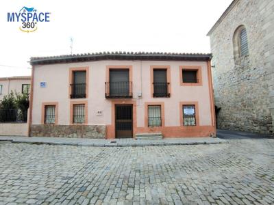 Casa Para Reformar en Ávila Capital, Plaza San Andrés, 63 mt2, 2 habitaciones