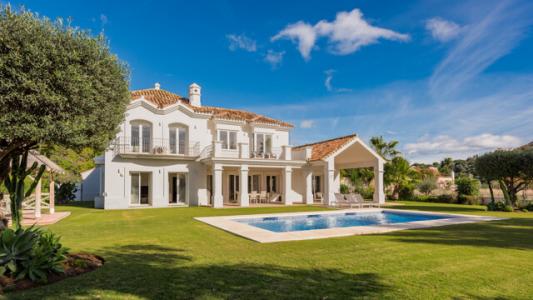 Beautiful 4 Bedroom Villa For Sale With Sea Views In Marbella Club Golf Resort, Benahavis, 358 mt2, 4 habitaciones
