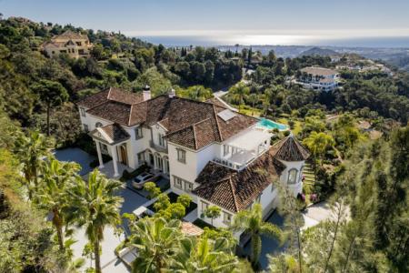 Stunning Italian-style Villa With Luxurious Amenities For Sale In La Zagaleta, Benahavis, 2702 mt2, 8 habitaciones